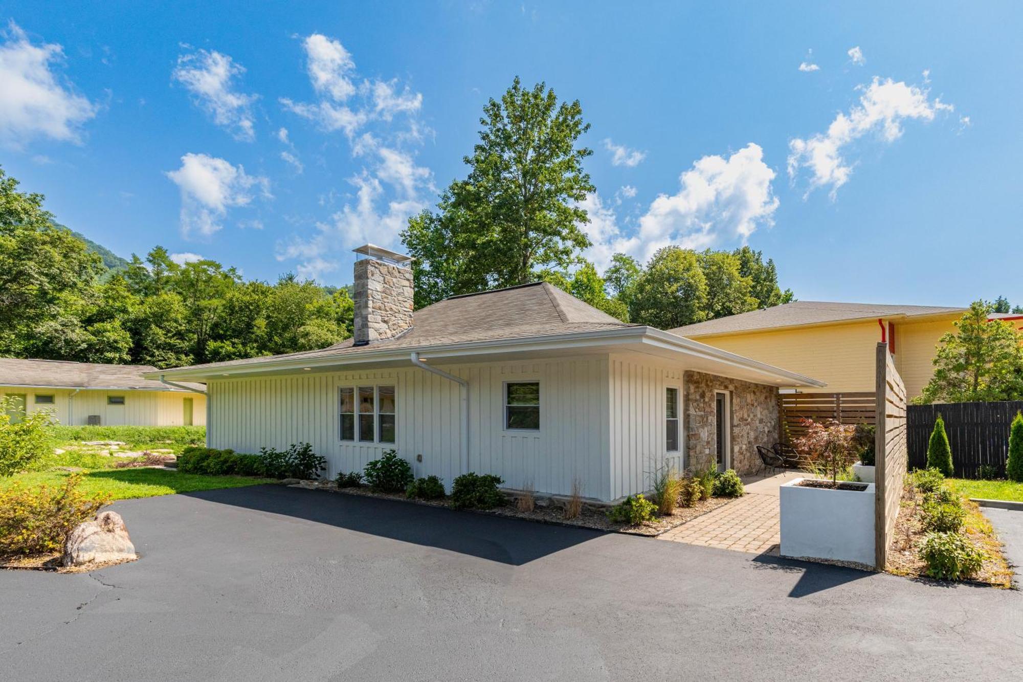 Dogwood Boutique Motel Maggie Valley Esterno foto